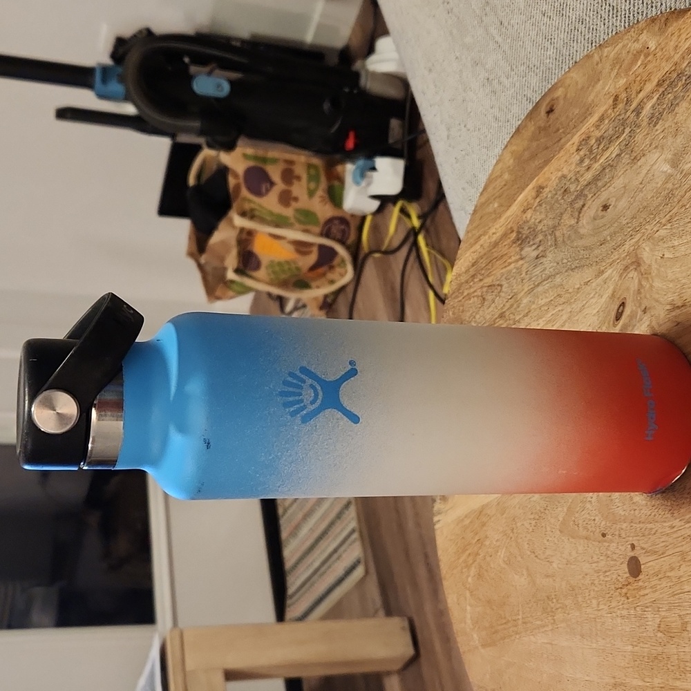 Hydro Flask 24oz Standard Mouth